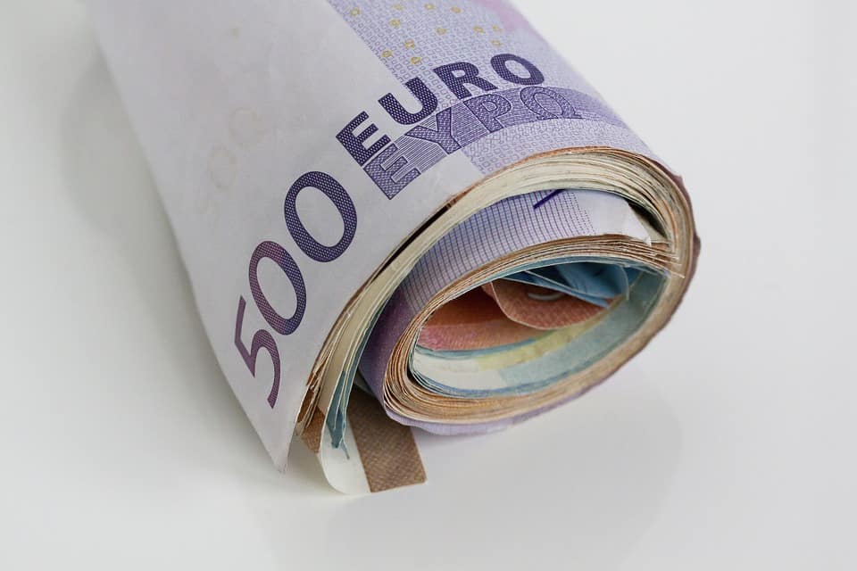 Администратор неплатежеспособности украла 300 000 евро