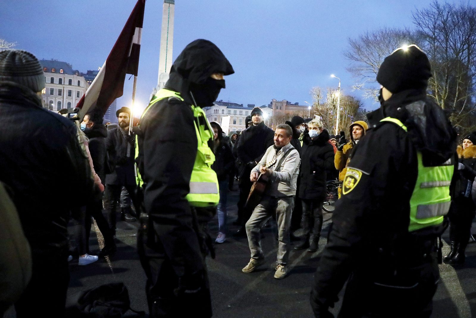 В воскресенье - очередные протесты против Covid-ограничений В воскресенье - очередные протесты против Covid-ограничений