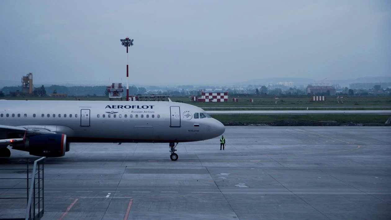 Китай закрыл небо для Boeing и Airbus российских авиакомпаний Китай закрыл небо для Boeing и Airbus российских авиакомпаний