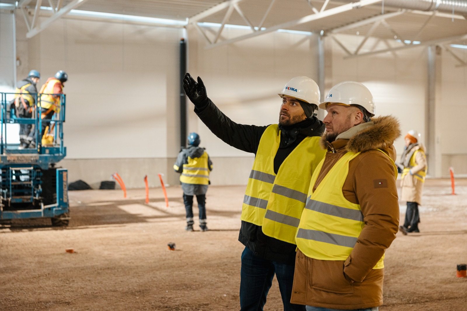 Atzīmēti spāru svētki “Maxima XX” veikalam Purvciemā Atzīmēti spāru svētki “Maxima XX” veikalam Purvciemā