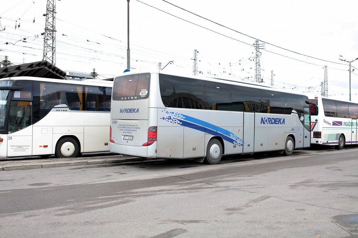 С понедельника у нескольких региональных автобусов меняется конечная остановка в Риге