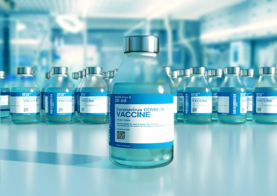 ЕС заказал 180 млн доз вакцины BioNTech/Pfizer, адаптированной к омикрону ЕС заказал 180 млн доз вакцины BioNTech/Pfizer, адаптированной к омикрону