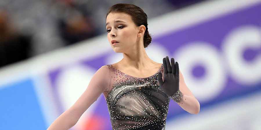 Анна Щербакова стала олимпийской чемпионкой по фигурному катанию Анна Щербакова стала олимпийской чемпионкой по фигурному катанию