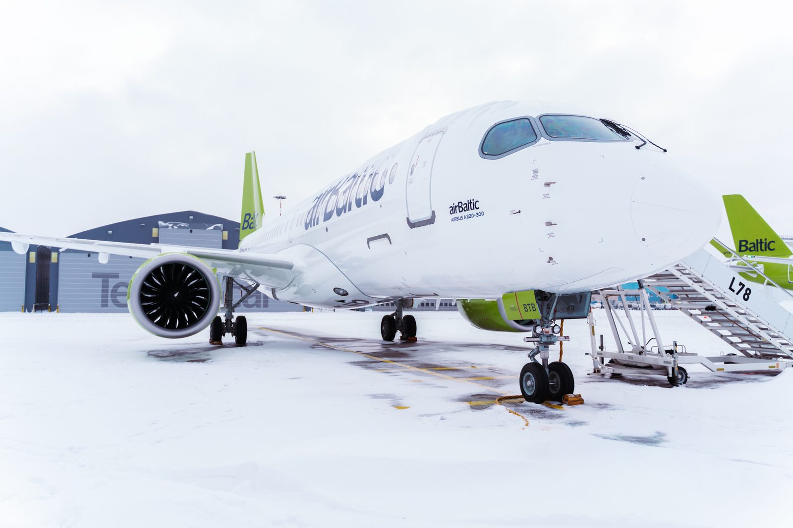 C 2 января airBaltic отменила 36 рейсов на маршруте в Амстердам