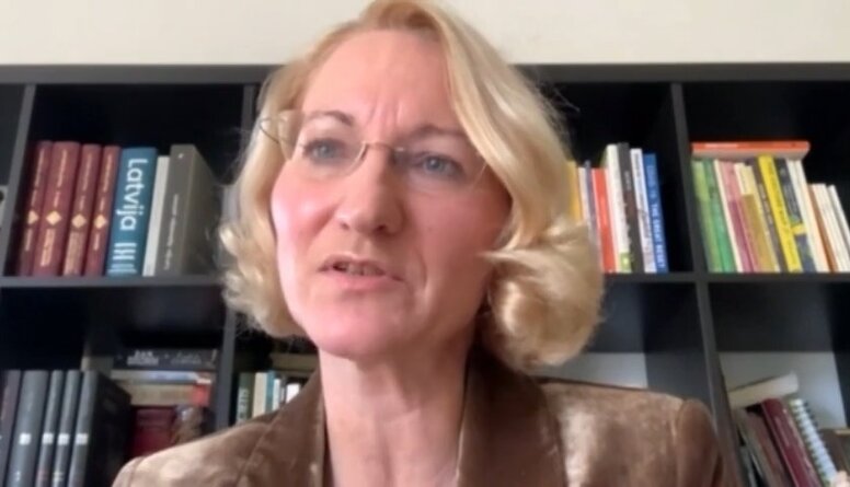 Ушла не простившись: евродепутат от Национального объединения перешла в Новое Единство Ушла не простившись: евродепутат от Национального объединения перешла в Новое Единство