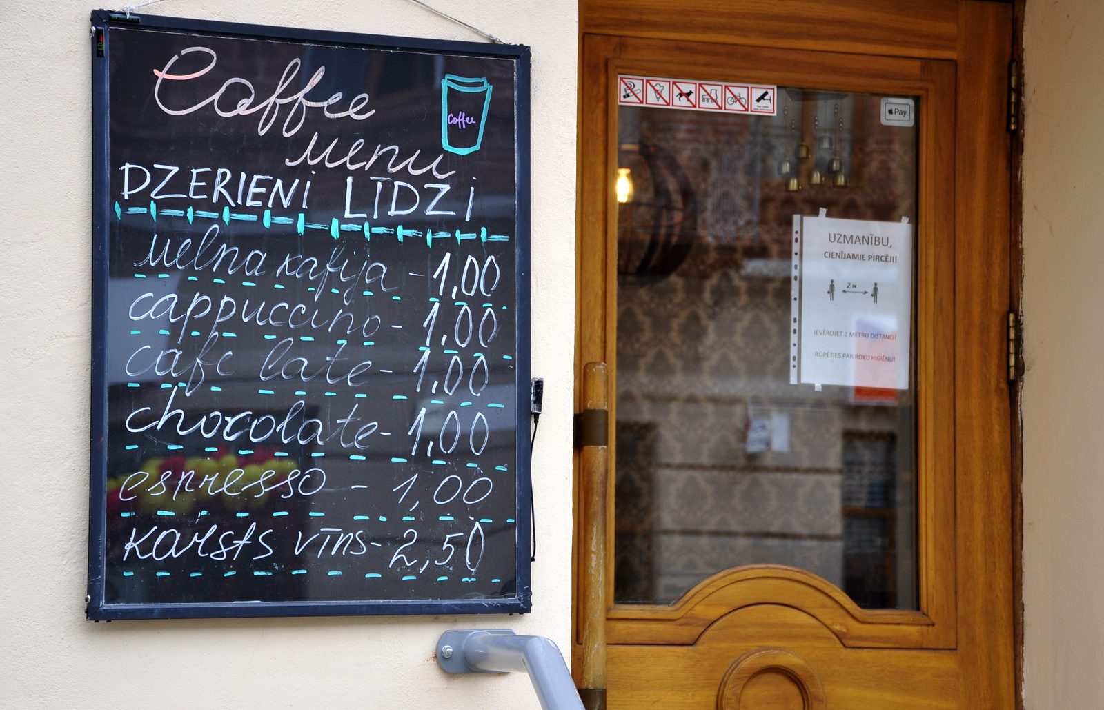 "Baltic Restaurants Latvia": Tuvākajās dienās vairs nevarēsim nodrošināt darbu teju 250 darbiniekiem "Baltic Restaurants Latvia": Tuvākajās dienās vairs nevarēsim nodrošināt darbu teju 250 darbiniekiem