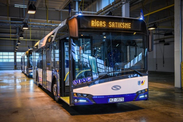 Rīgas satksme призывает жителей Украины оформить бесплатный проезд в общественном транспорте