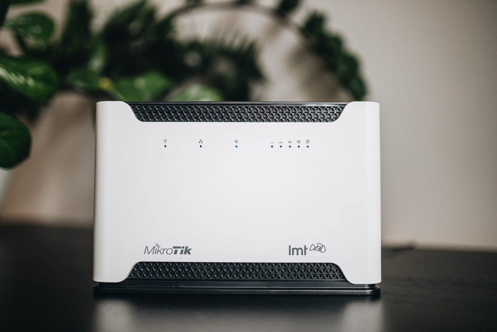 LMT предлагает интернет-роутеры 5G для дома и офисов LMT предлагает интернет-роутеры 5G для дома и офисов