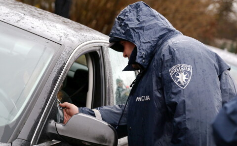Полиция намерена отнимать права за превышение скорости более чем на 31 км